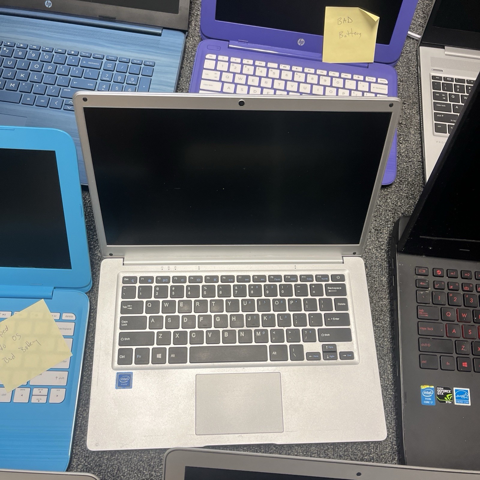 Bulk Laptop Lot 23 MacBook HP Dell ASUS Acer Laptops For Parts Repair Resale
