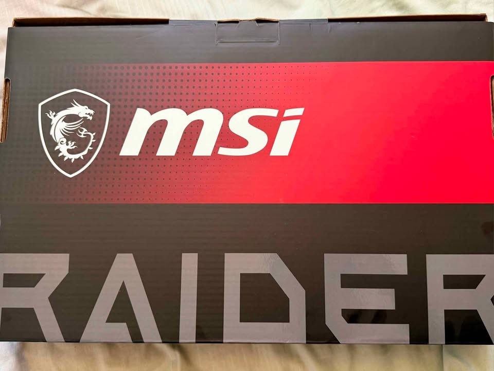 MSI RAIDER GE68 RTX 4090 i9 14900HX 32GB RAM 2TB SSD 4K 120HZ – WORTH $7499