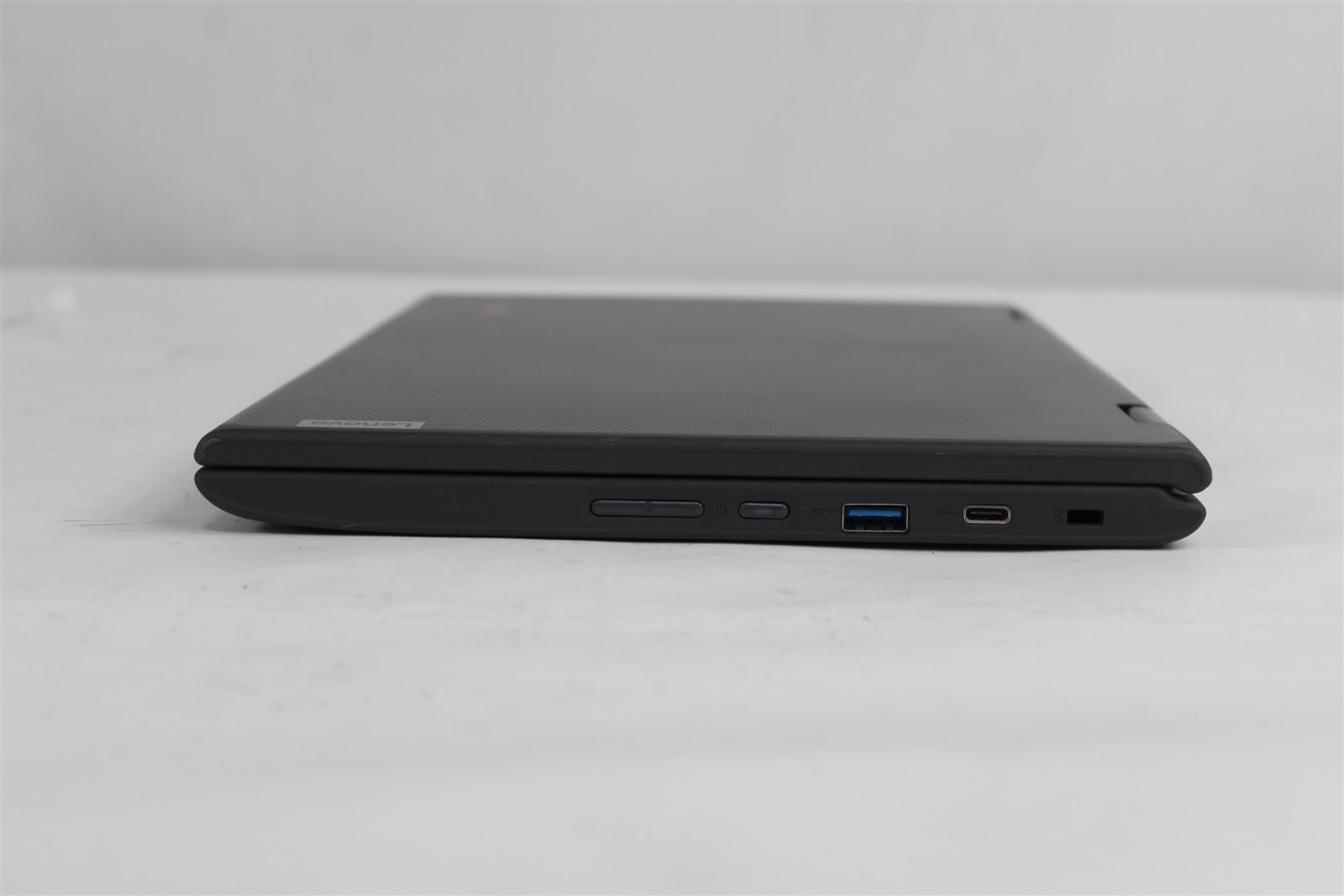Lenovo ChromeBook 300E Gen 2 11.6″ HD Touch AMD A4-9120C 1.6GHz 4GB 32GB eMMC