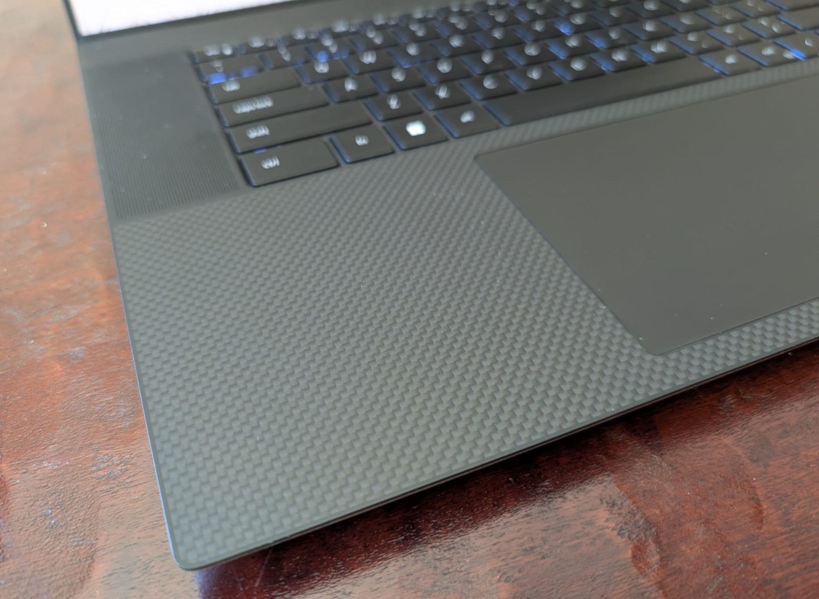 Dell XPS 17 9720 17″ FHD+ i7-12700H 32GB RAM 1TB SSD RTX 3050 Win 11 Pro Grade A