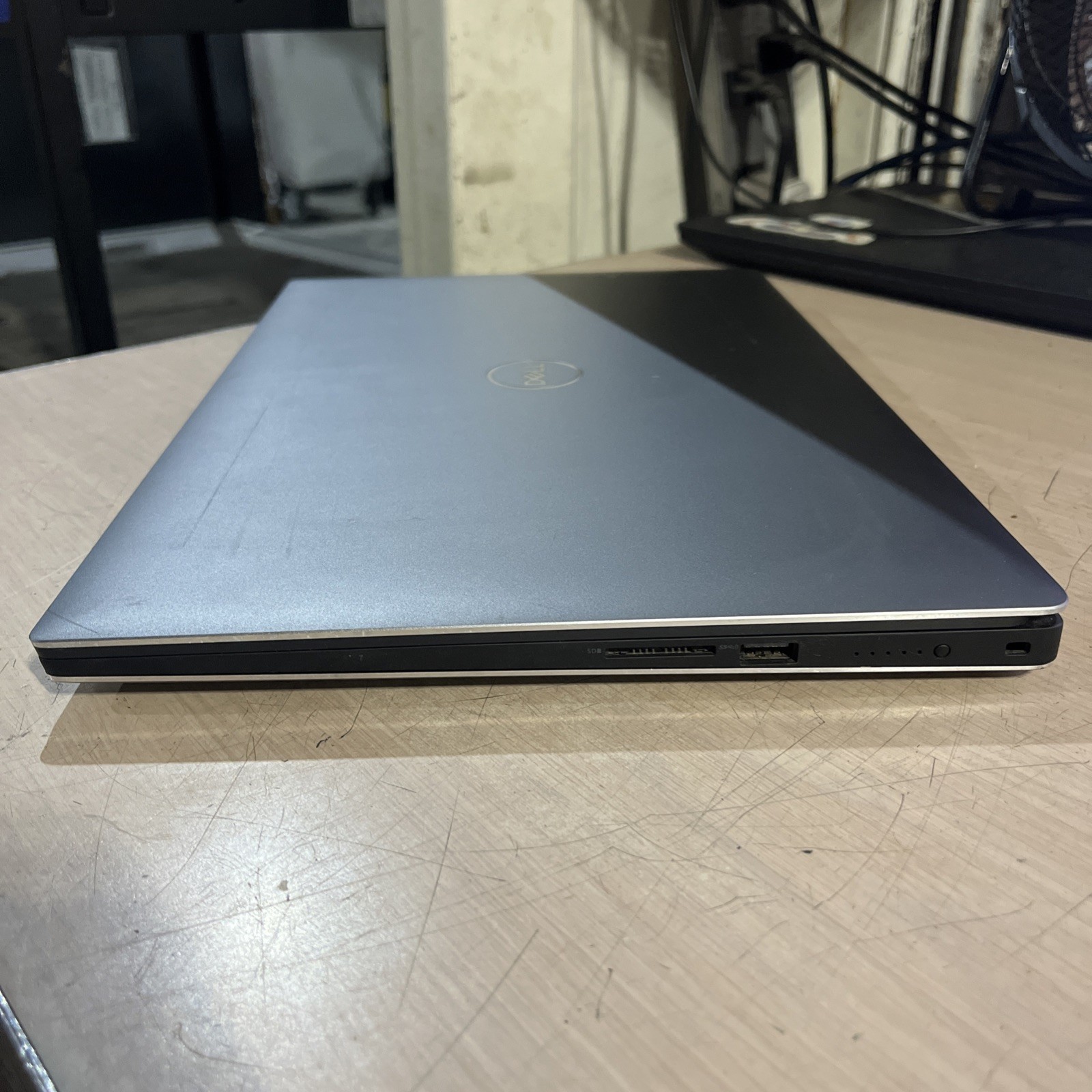 DELL PRECISION 5540 INTEL CORE I9-9880H 2.30GHZ 16GB RAM NO HD