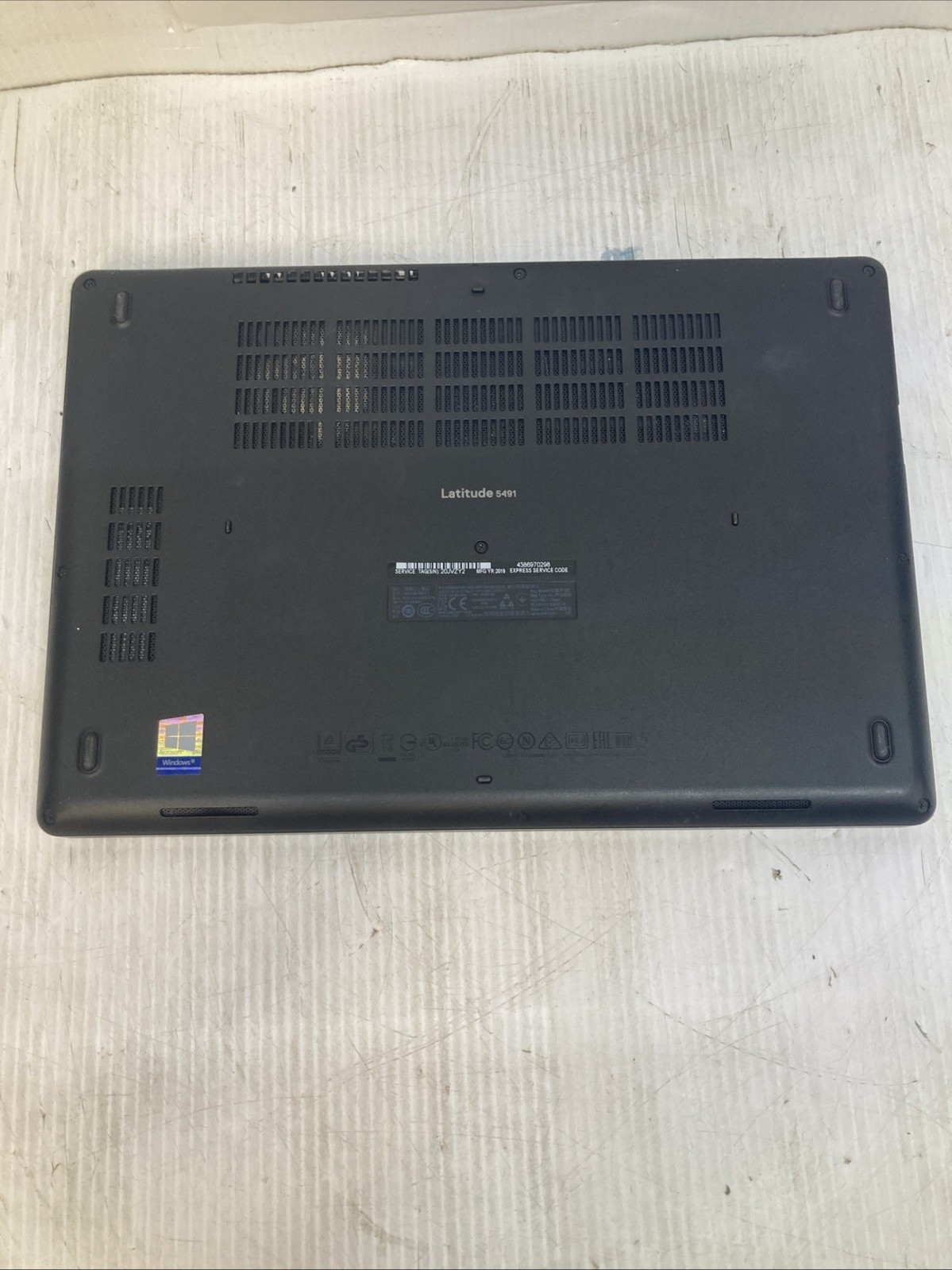 Dell Latitude 5491 Intel Core i5-8400 2.5GHz 4GB Memory 256GB SSD Win 11Pro