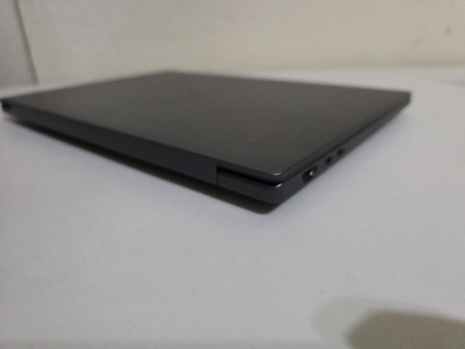 Dell Pro Max 16 Premium 4K OLED TOUCH U7 265HX 64GB RAM 4TB SSD RTX Pro 3000