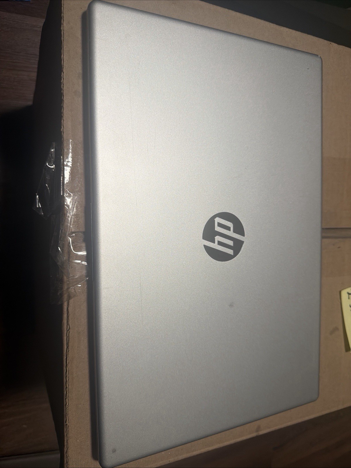 HP 15-fd0213nr 15.6″ Touch Laptop Intel Core i3-N305 8GB DDR5 RAM 256GB SSD