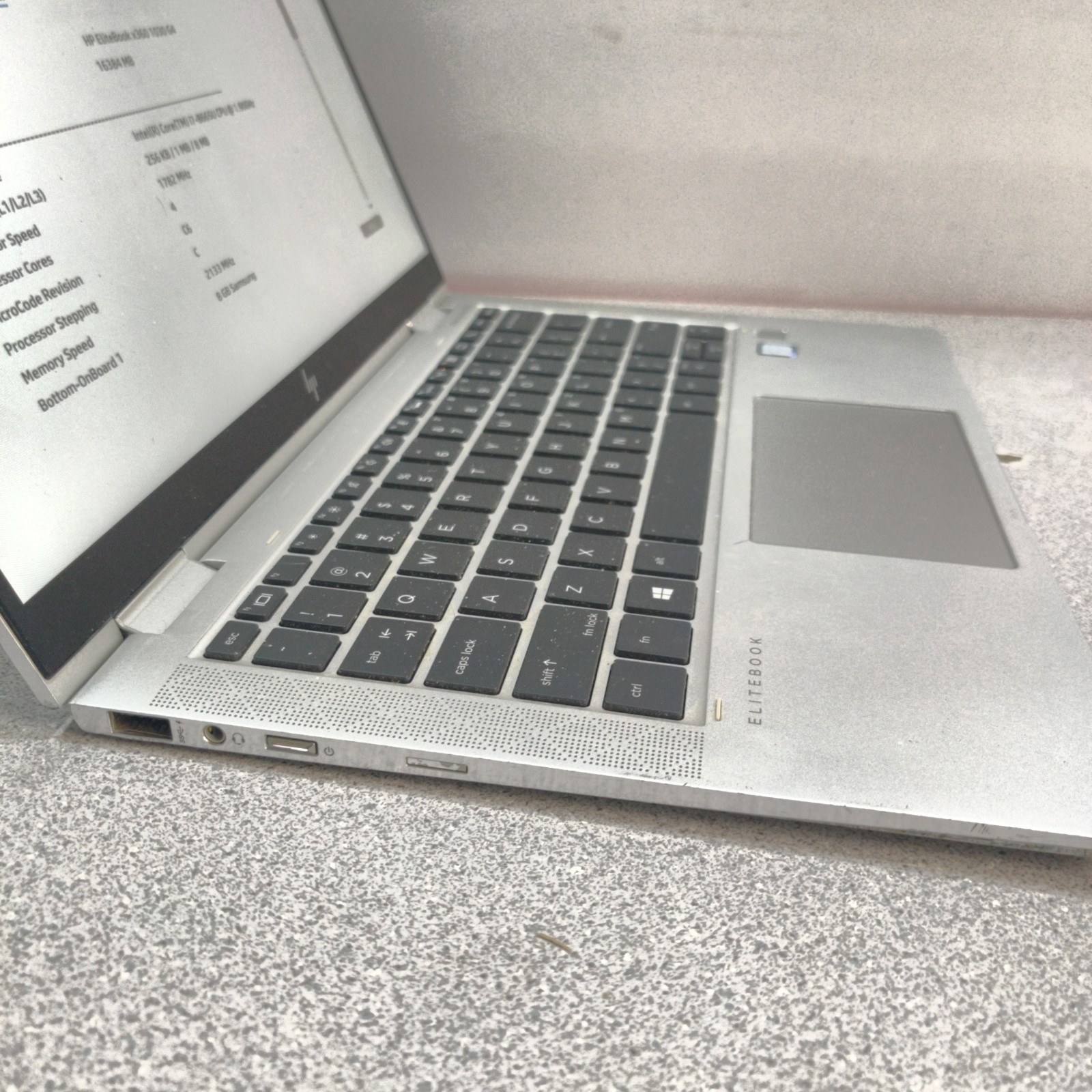 HP EliteBook X360 1030 G4 T i7-8665U 13″ 16GB RAM NO SSD/OS/AC HEAVILY SCUFFED