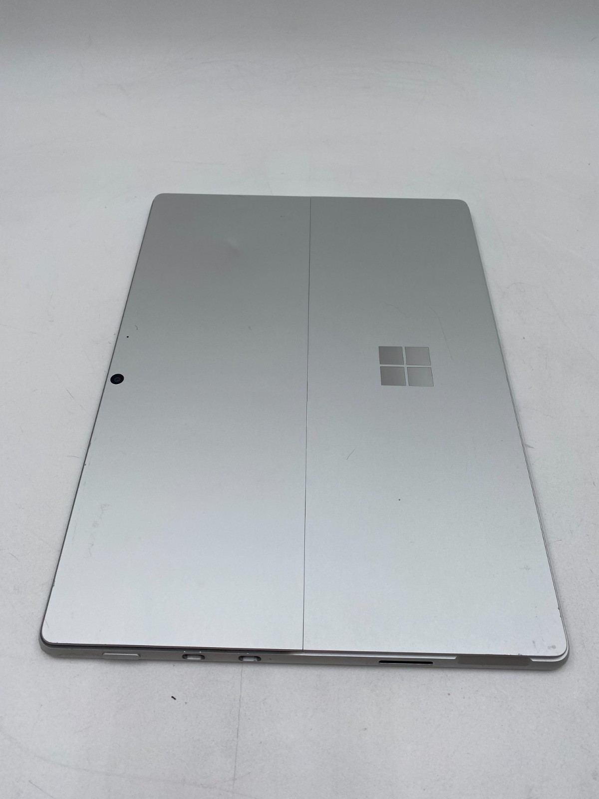 Microsoft Surface Pro 8 1983 i5-1145G7 2.6GHz 256GB SSD 8GB DDR4 Silver Fair