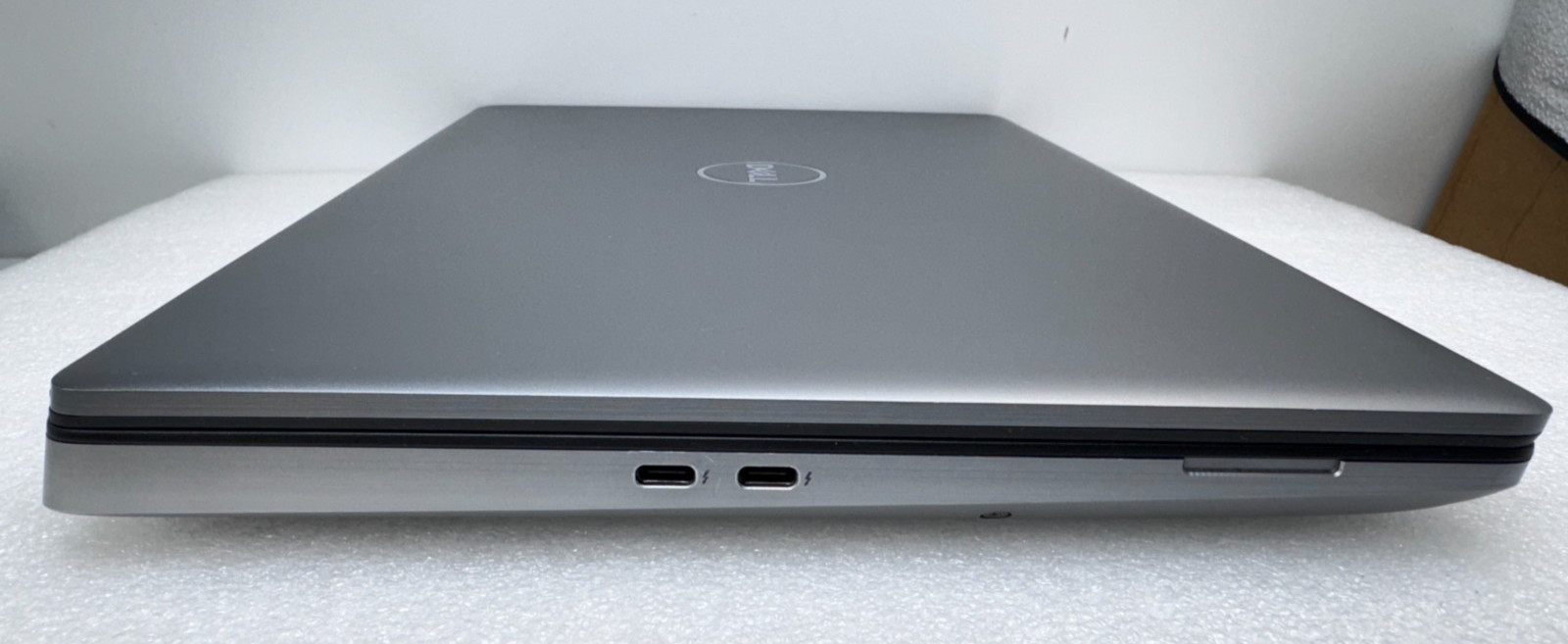 Dell Precision 7550 15.6″ Laptop i9-10885H 32GB 1TB Nvidia RTX3000 Windows 11