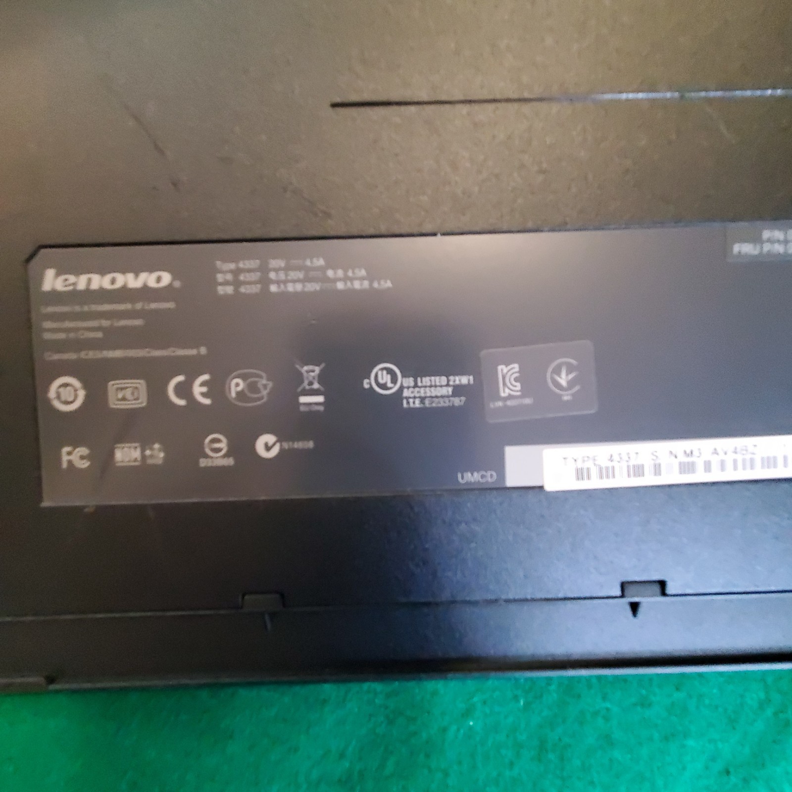 LEVONO THINKPAD T410 & DOCKING STATION