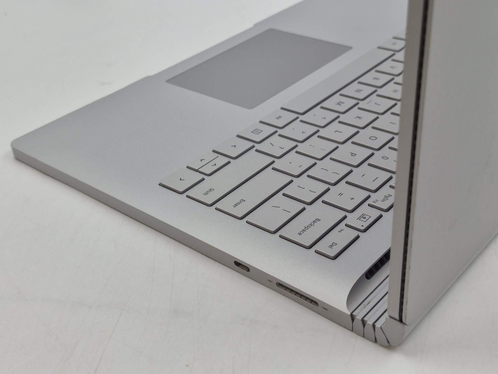 Microsoft Surface Book 3 i7-1065G7 1.30GHz 16GB RAM 256GB SSD Win 11 Pro
