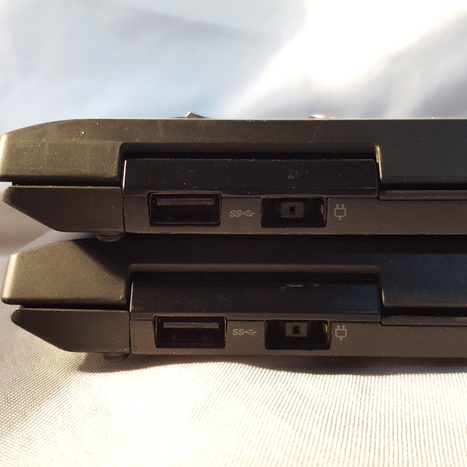 LENOVO THINKPAD HELIX 11″ I5-3427U – 4GB RAM – 119 SSD – READ DESC (LOT OF 2)