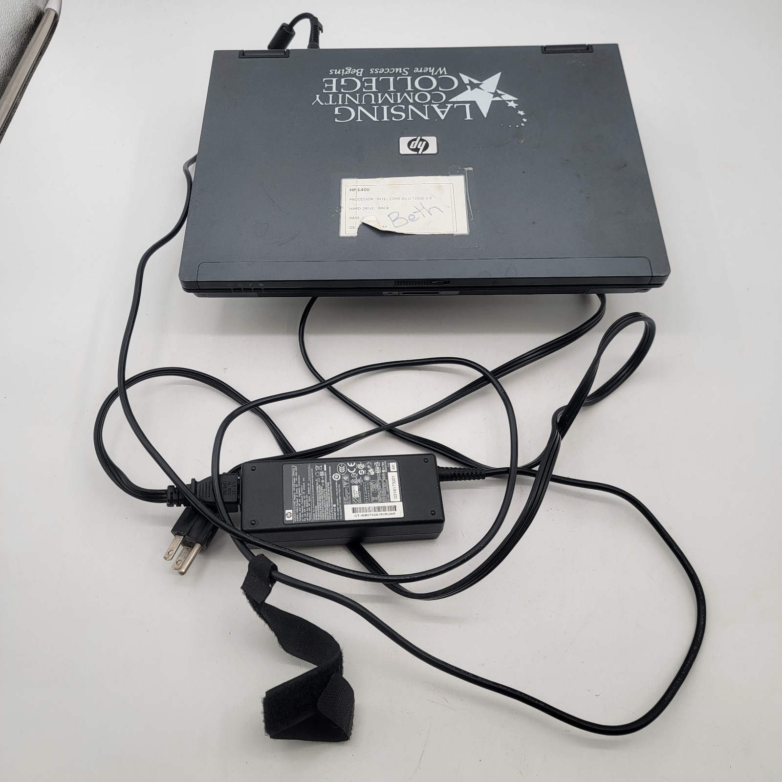 Vintage HP Compaq nc6400 Laptop – Windows XP Pro – Works – Charger Included