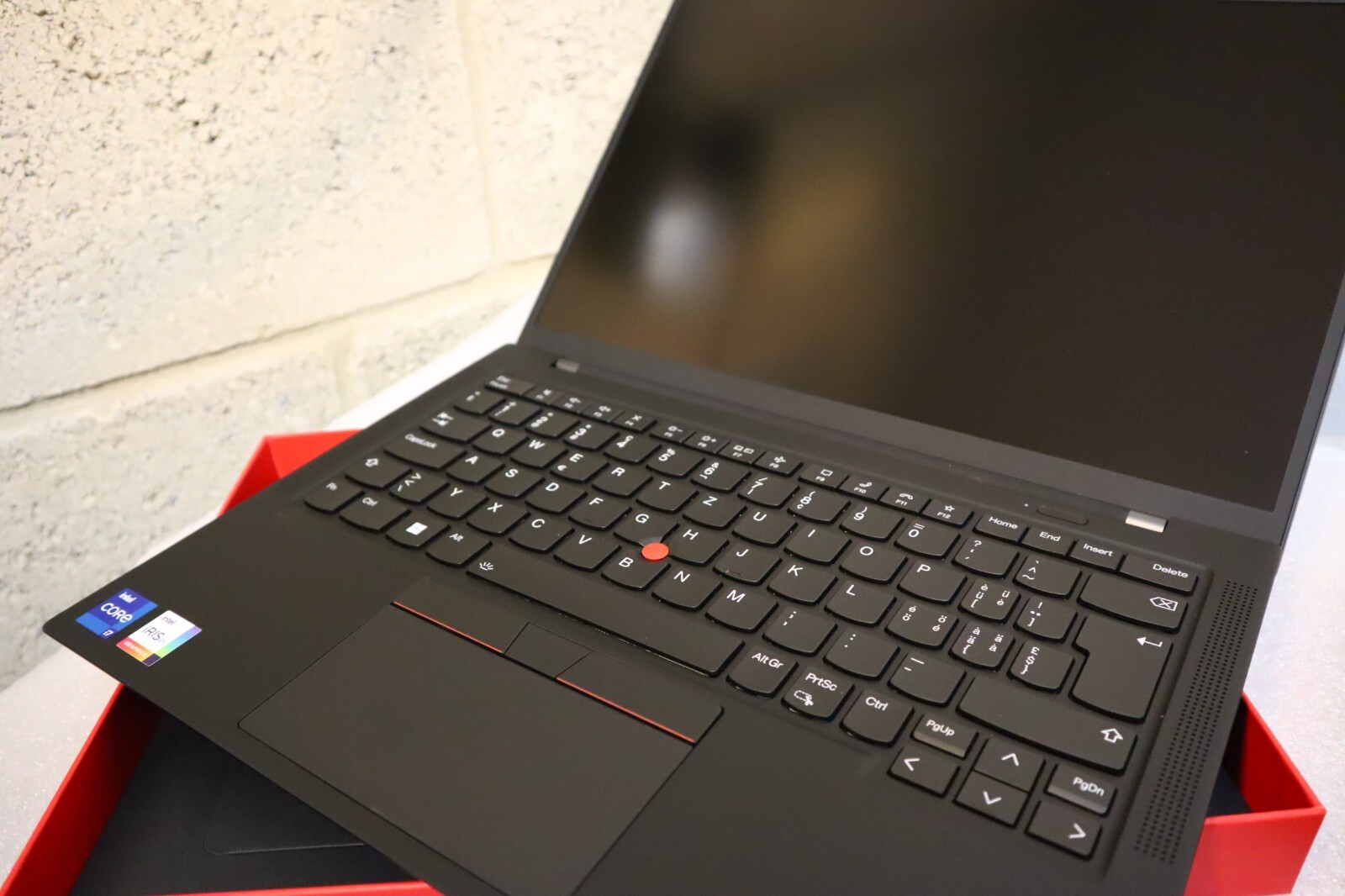 4TB SSD/32GB SWISS SWISS LENOVO THINKPAD X1 CARBON G9 TOUCH i7-1165G7 GAR