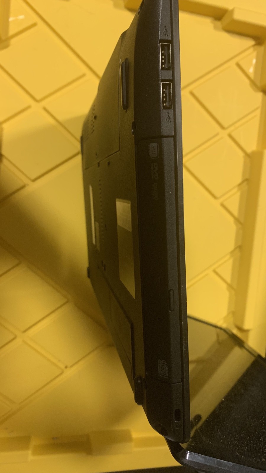 Gateway NV55C Laptop Parts Repair No HDD Untested Boots Missing Keys RAM