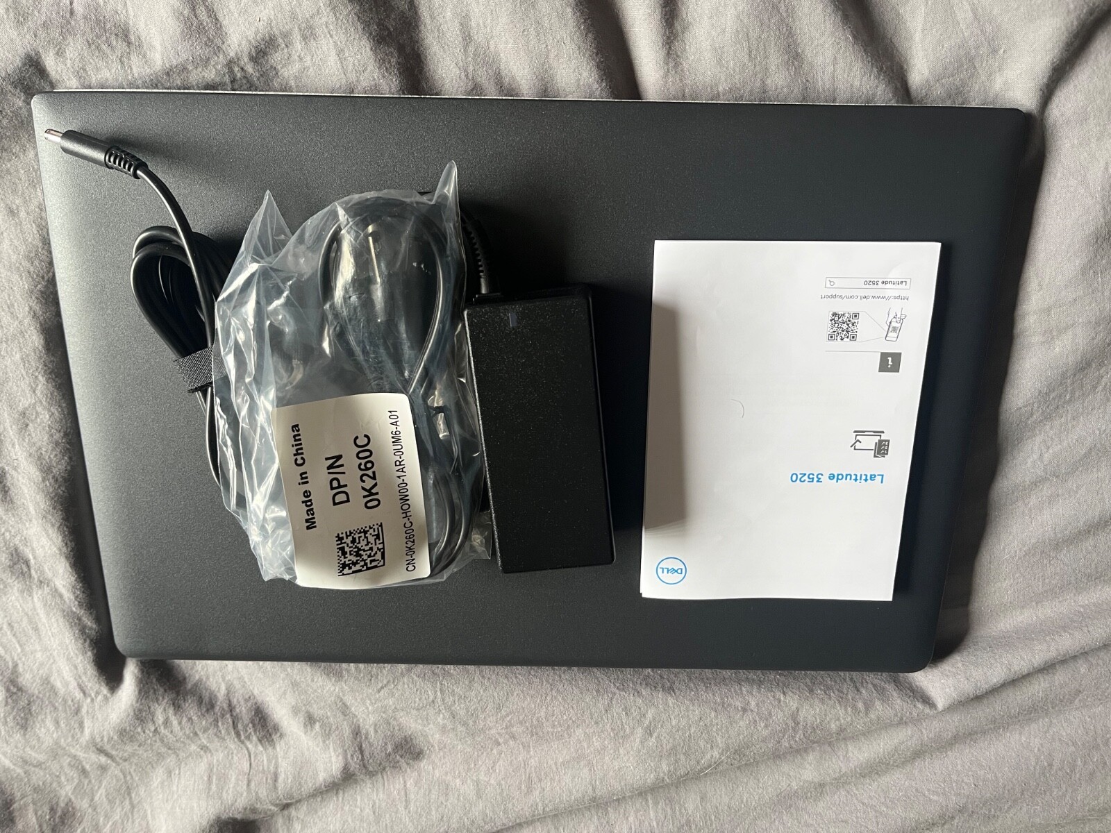 Dell Latitude 3520 15.6” (256GB SSD Intel Core i5-1135G7 2.4GHz 8GB RAM) Laptop