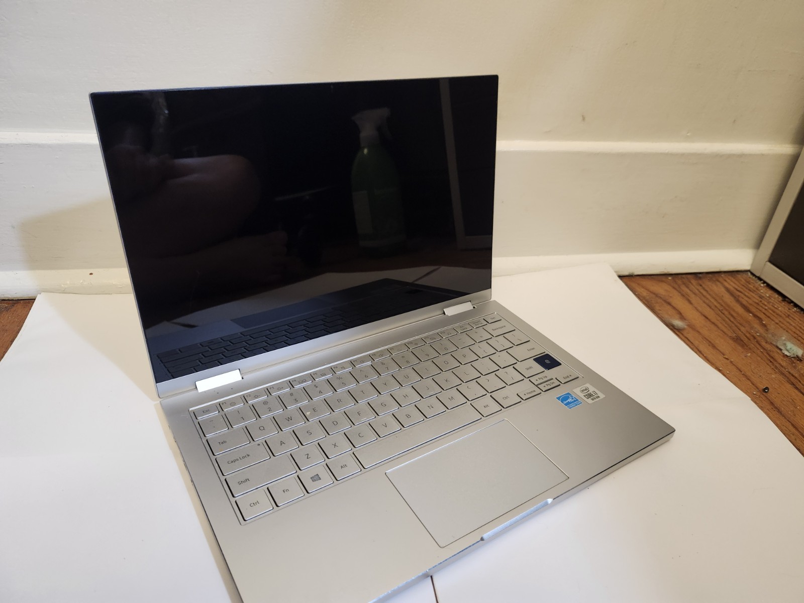 Samsung Galaxy Book Flex Alpha NP730QCJ 13″ i7-10510U 12GB RAM 512GB SSD Laptop