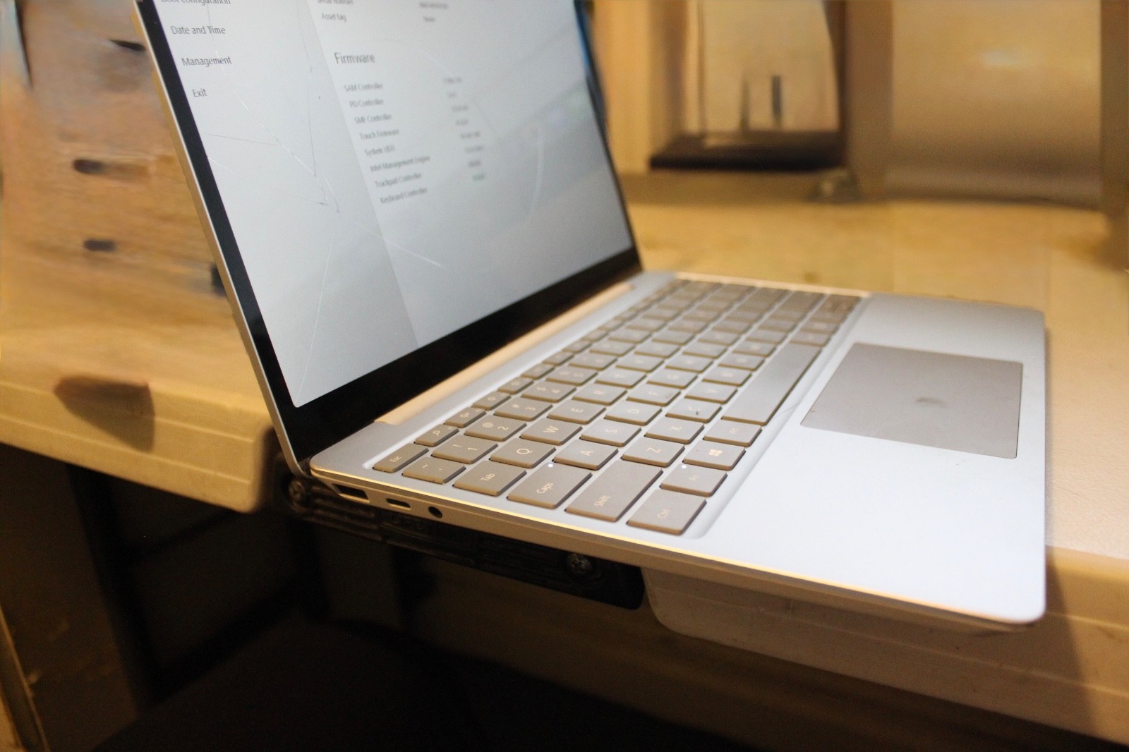 Microsoft Surface Go Model 1943 Laptop – Core i5-1035G1 – 4GB RAM – 64GB SSD