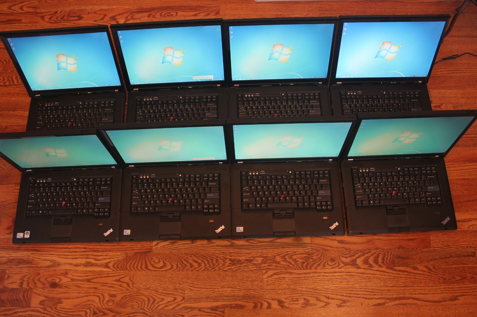 ThinkPad T500 4 GB/320 GB HDD/15″ screen/ Windows XP Pro. Ready to Use