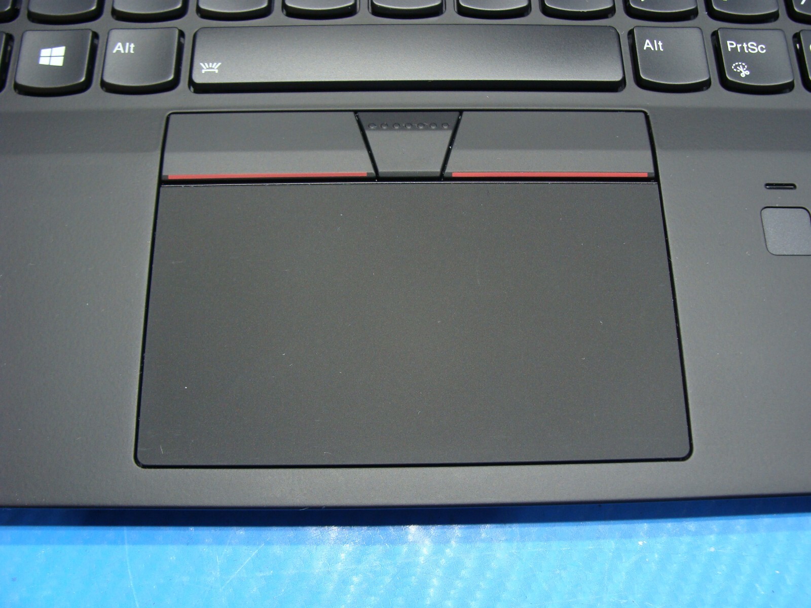 Lenovo ThinkPad X1 Carbon 6th Gen 14″FHD i5-8350U 1.7GHz 8GB 256GB SSD Win11 Pro