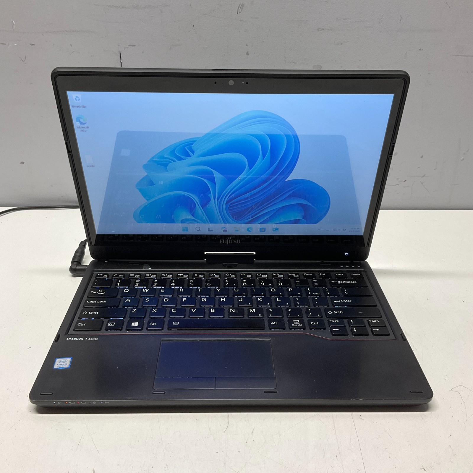 Fujitsu Lifebook T938 Laptop Intel Core i7-8650U @ 1.90 GHz 8GB 128GB SSD Win 11