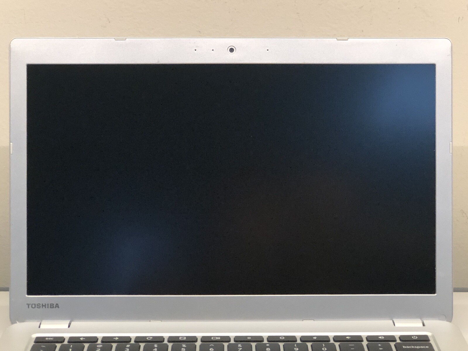 Toshiba CB35 Chromebook 2 13.3″ Intel N2840 2.16GHz 2GB RAM 16GB SSD ChromeOS