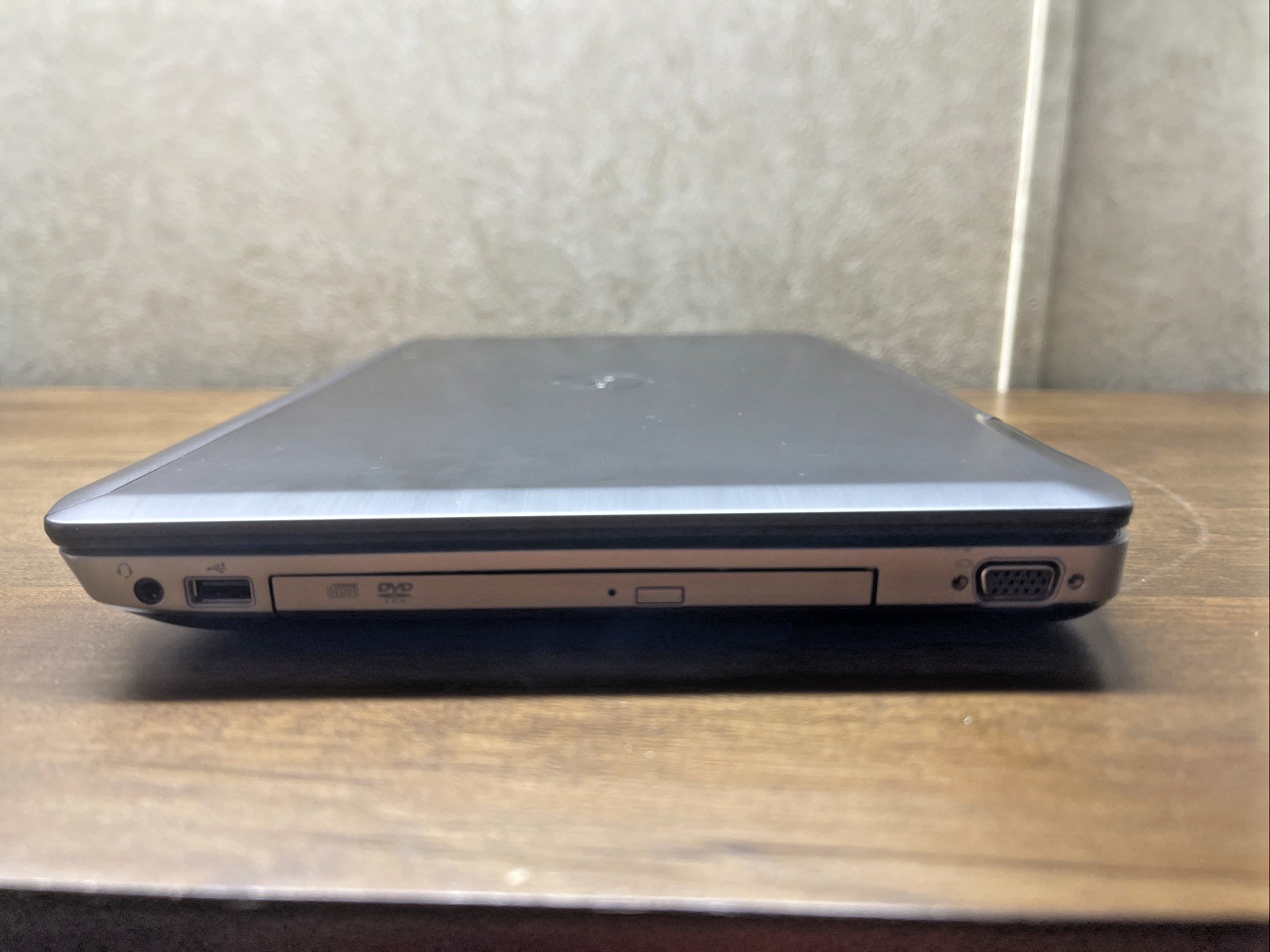 Dell Latitude E5530 Intel Core i3-3110M 2.40GHz 8GB RAM 15.6″