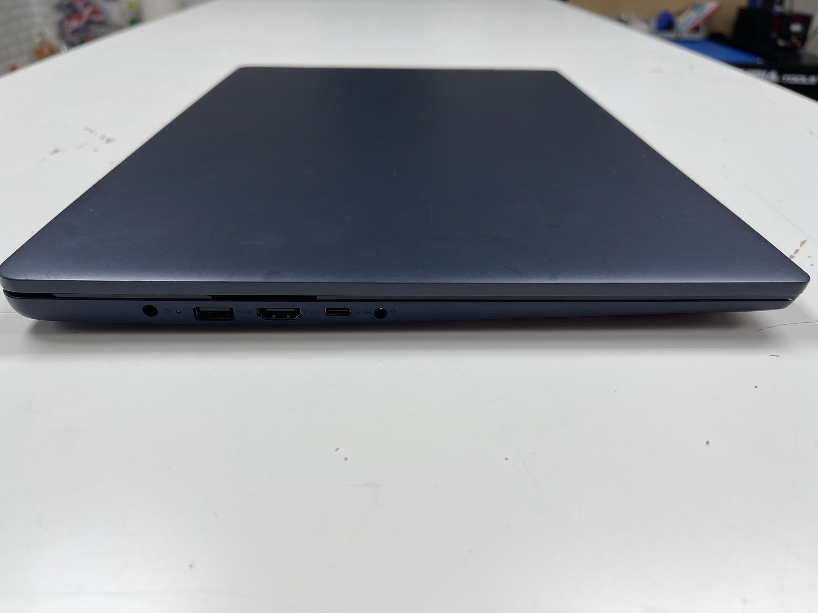 Lenovo IdeaPad 3 17ITL6 17.3″ 500HDD, Intel Core i3-1115G4, 8GB RAM) Needs Bezel