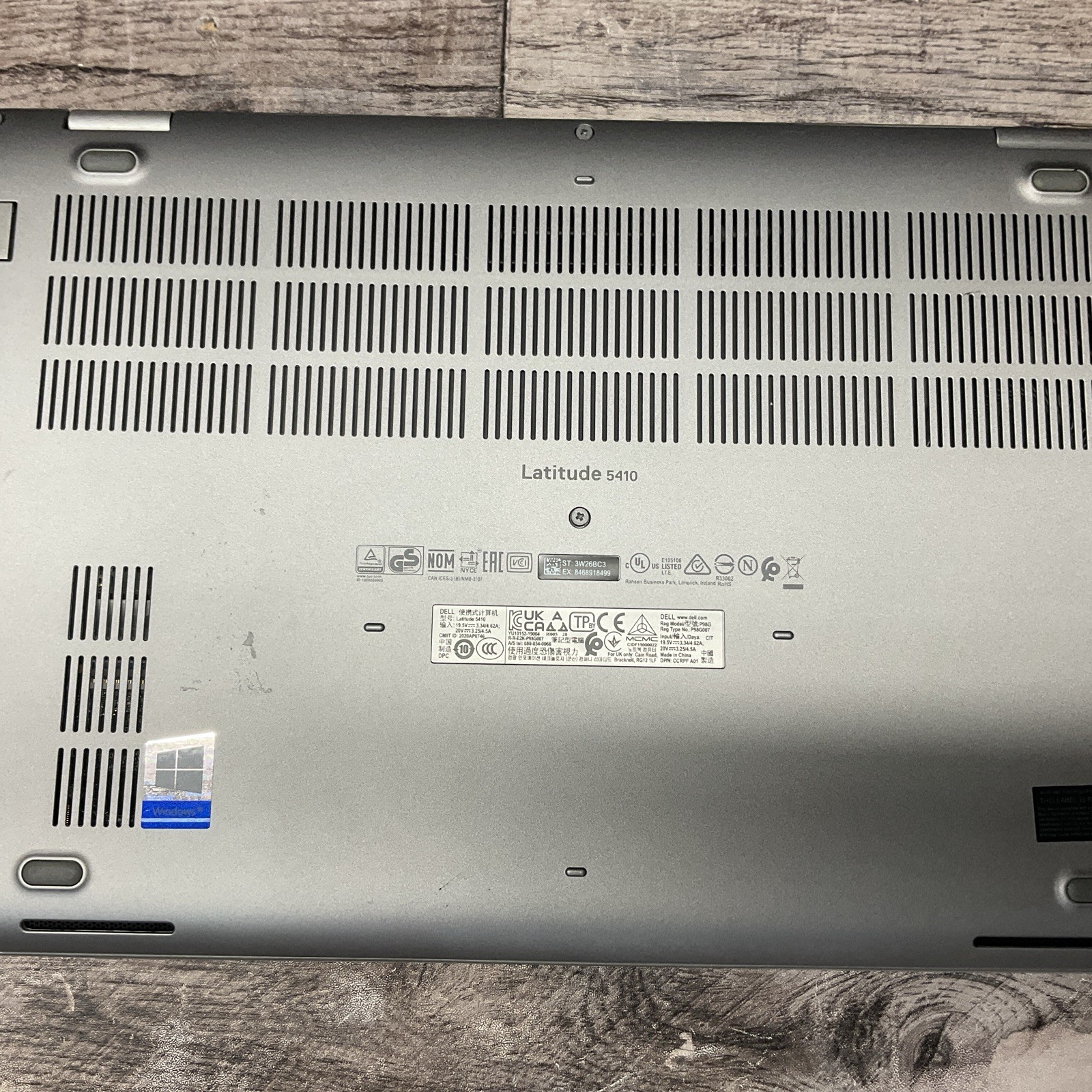 Dell Latitude 5410 / i5 10th Gen / No POST / Cracked Screen / No SSD / C5