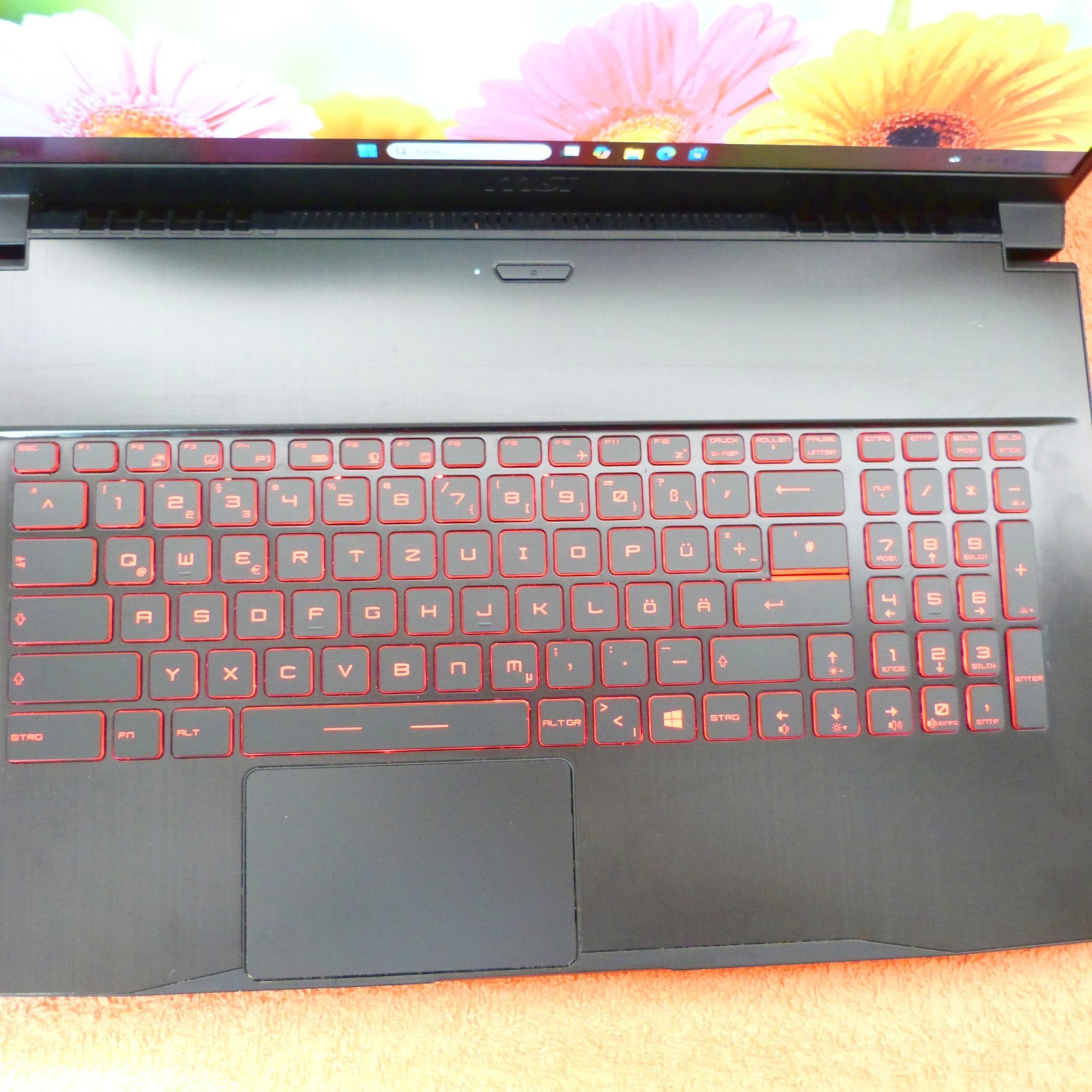 MSI GF75 17″ 144Hz FULLHD GAMING l 10Gen i7 I 32GB RAM NEW l SSD Windows 11