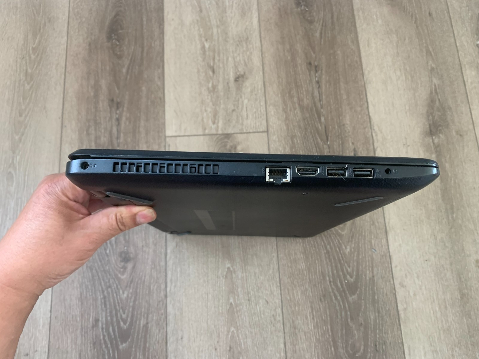 HP 15-bs212wm 15.6″ Intel Celeron N4000 1.10GHz 4GB RAM 500GB HDD Win 10 Home
