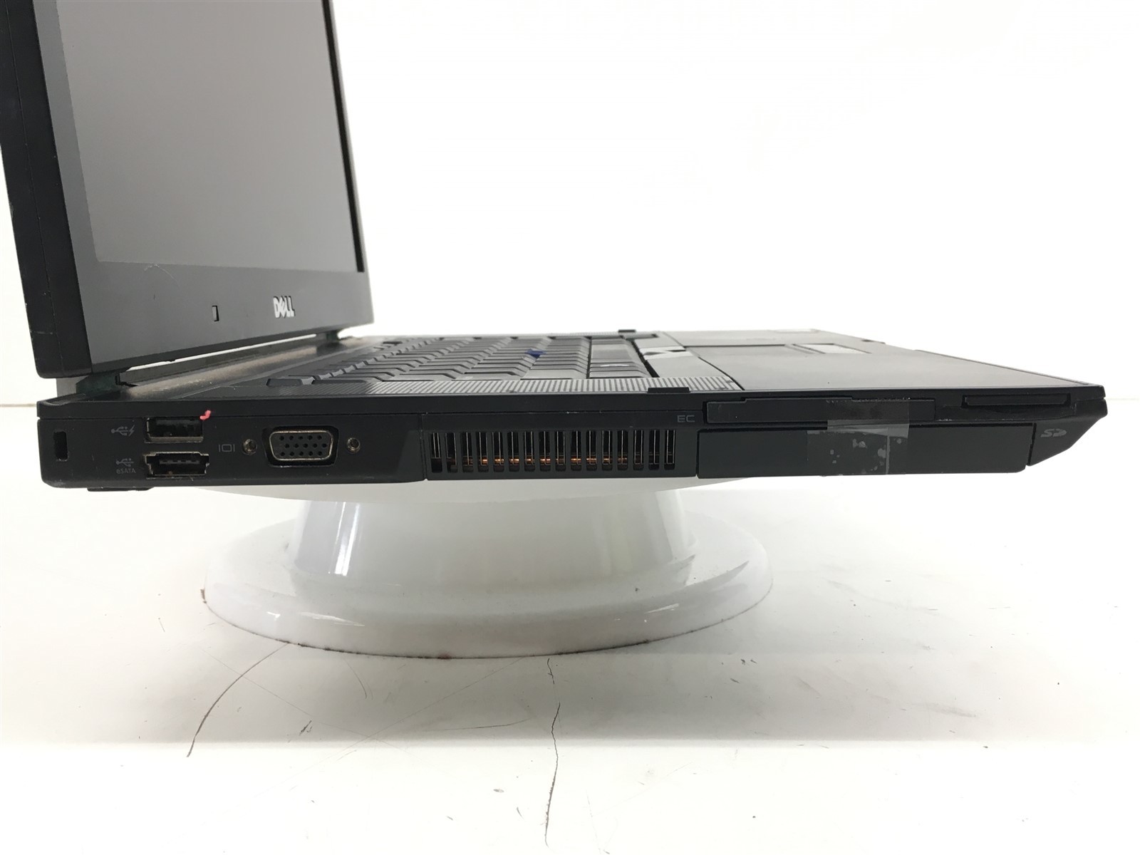 Dell Latitude E6500 Laptop Core 2 Duo 2.53GHz 4GB RAM No HDD Water Damaged LCD
