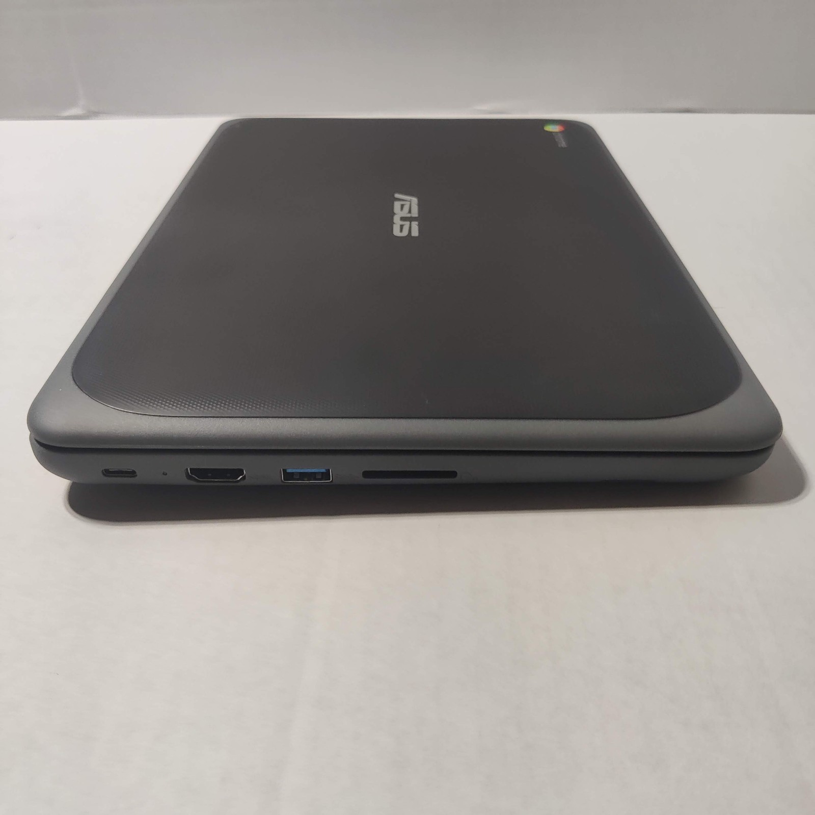 Asus Chromebook C203XA-YS02 11.6″ 4GB RAM, 32GB eMMC Not Working