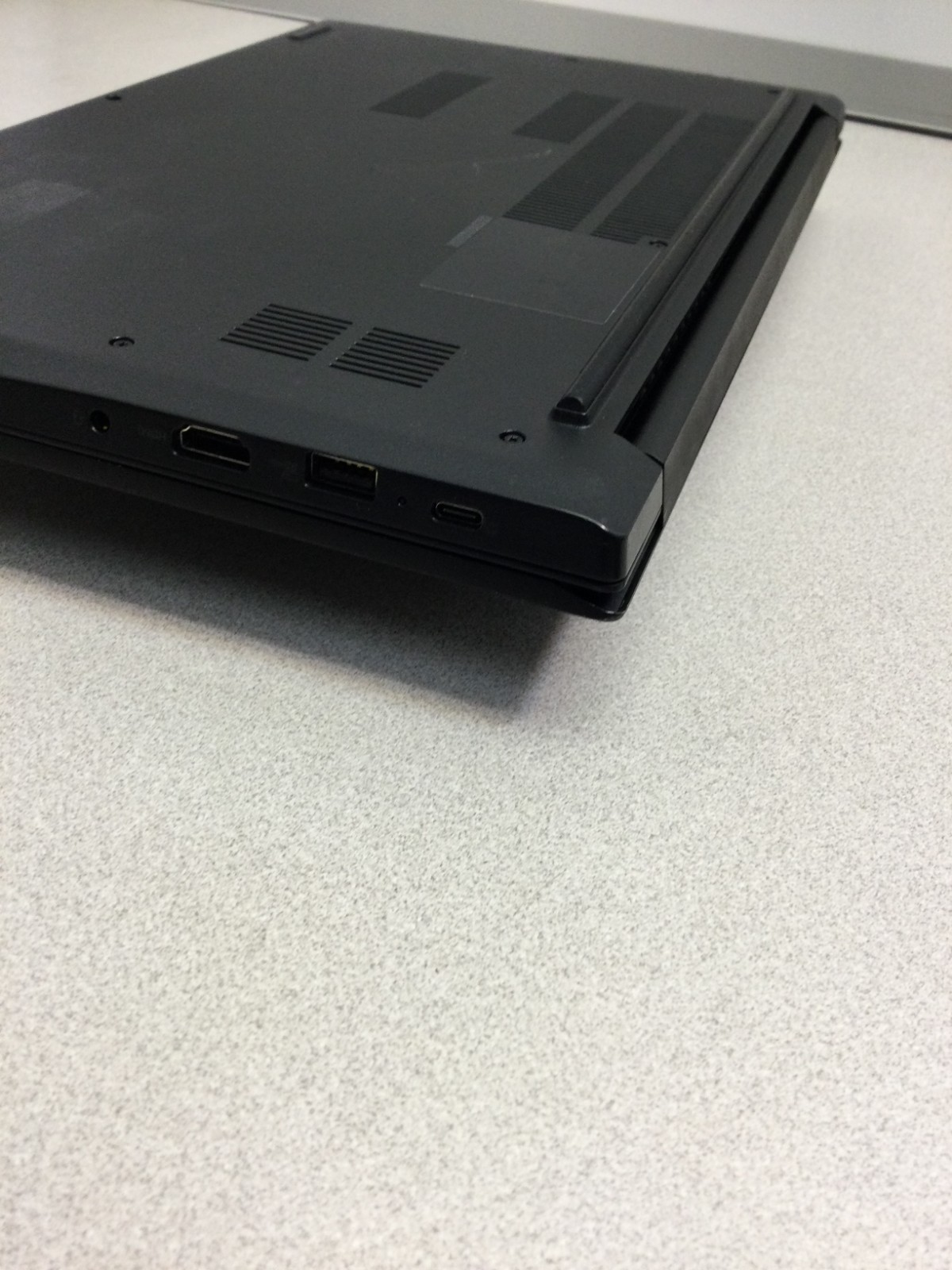 LENOVO ThinkPad E15 Gen 3 AMD Ryzen 7 5700U 16GB 256SSD WIN 11 PRO