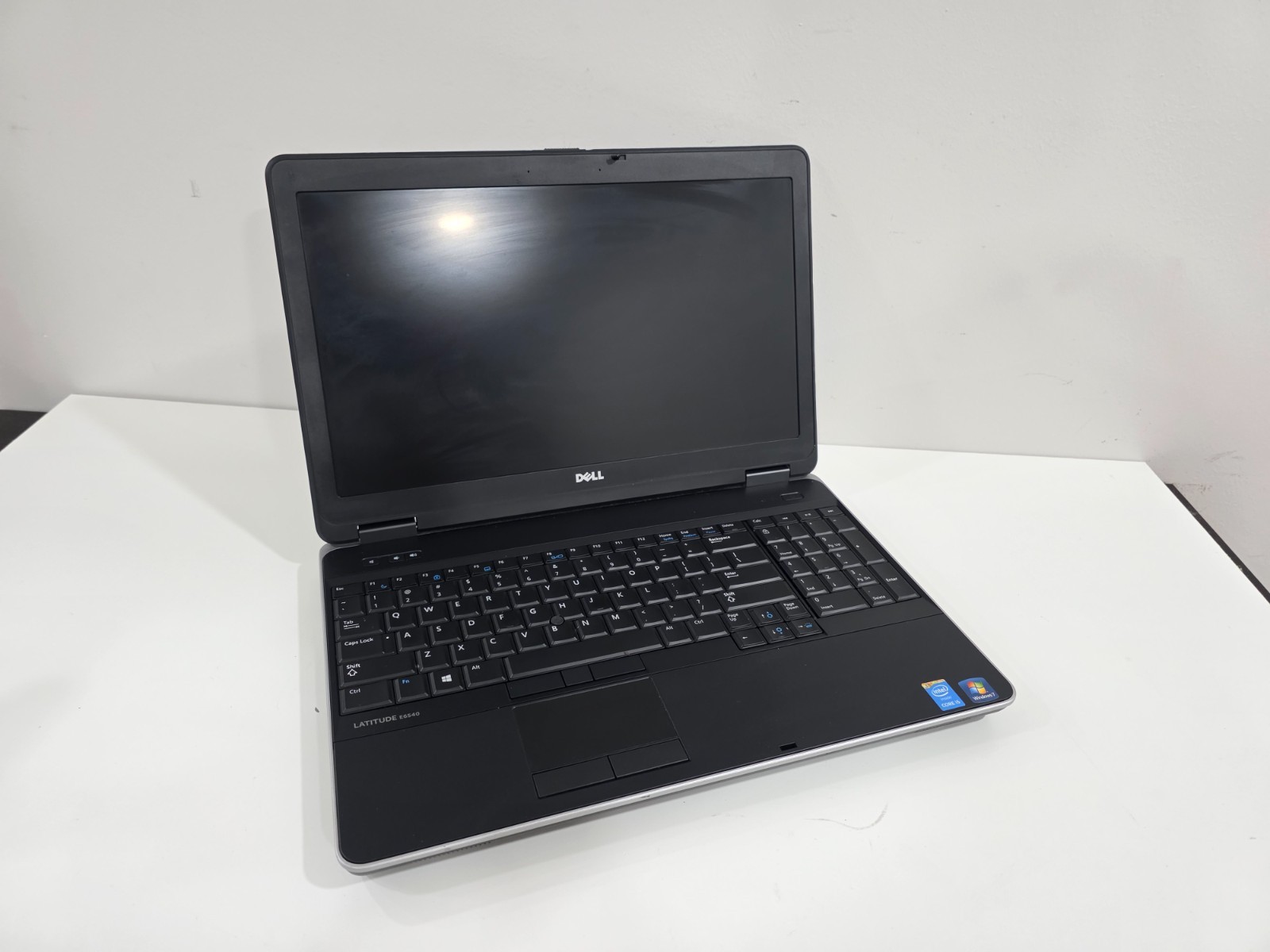 Dell Latitude E6540 Intel i5-4310M 8GB 320GB HDD Bluetooth Comfort KB / RF Tech