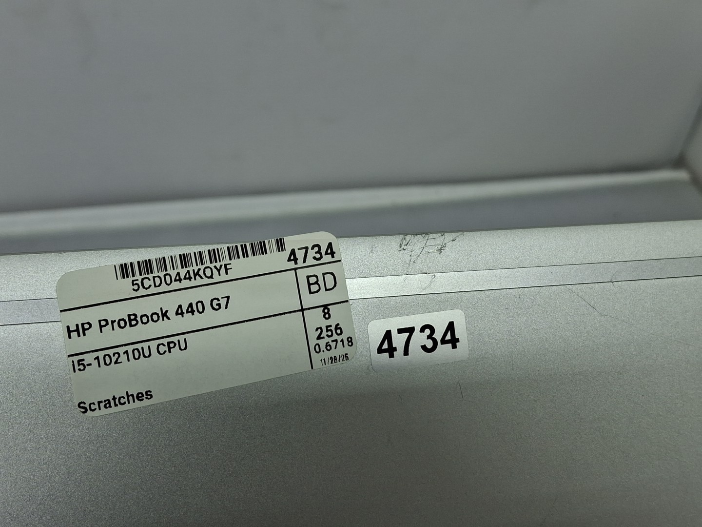 HP ProBook 440 G7 – i5-10210U – 256GB, 8GB – Windows 11, 14″ – Adap – Scratches