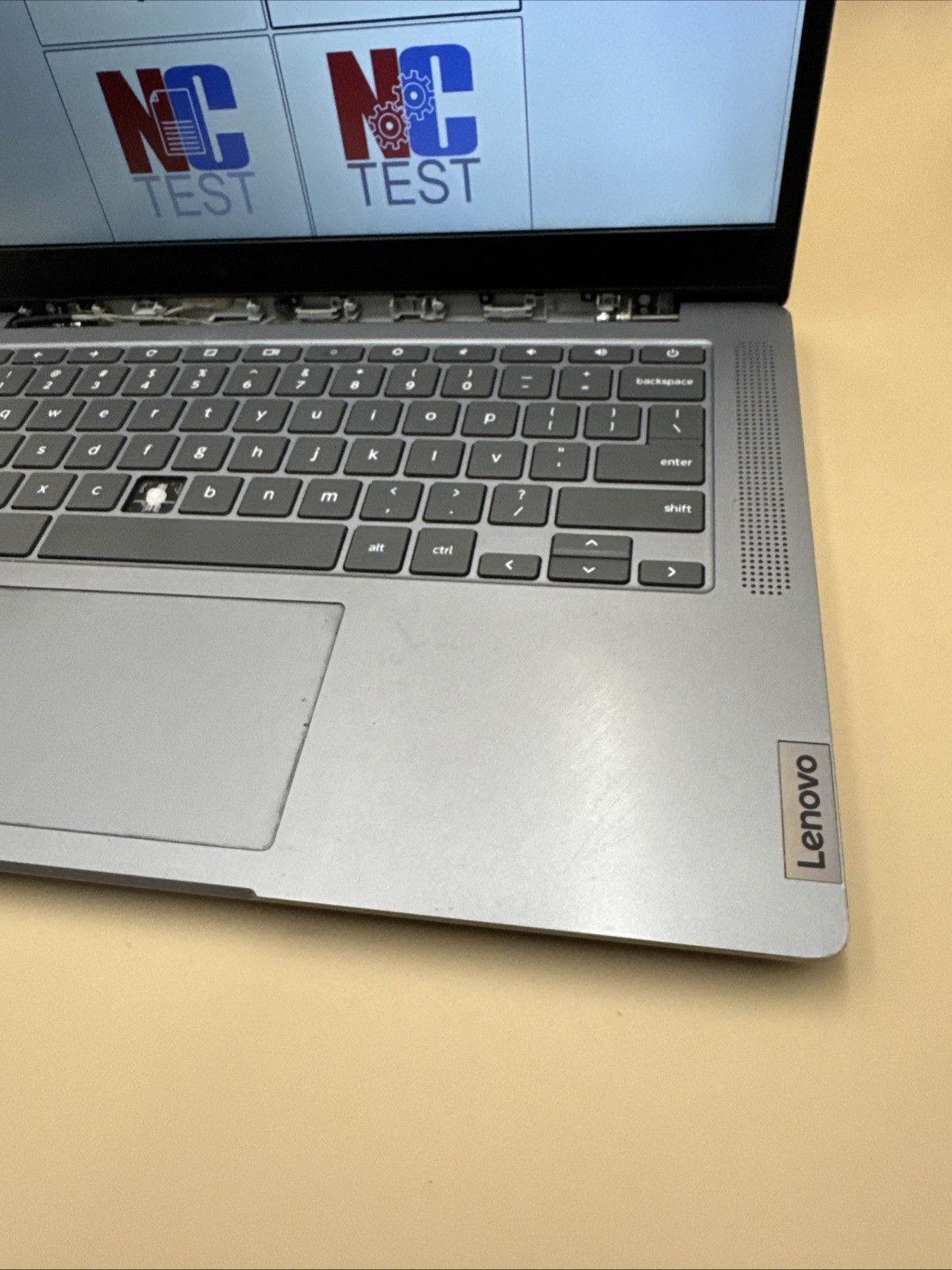 Lenovo IdeaPad 3 Chrome 14M836 14″ 64GB eMMC, MediaTek MT8183, 2.00 GHz *PARTS