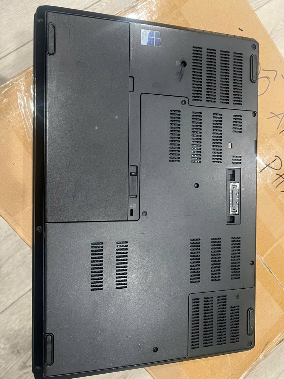 Lenovo ThinkPad P50 E3-1505M v5 2.8GHz 32GB RAM 512GB SSD Quadro M2000M