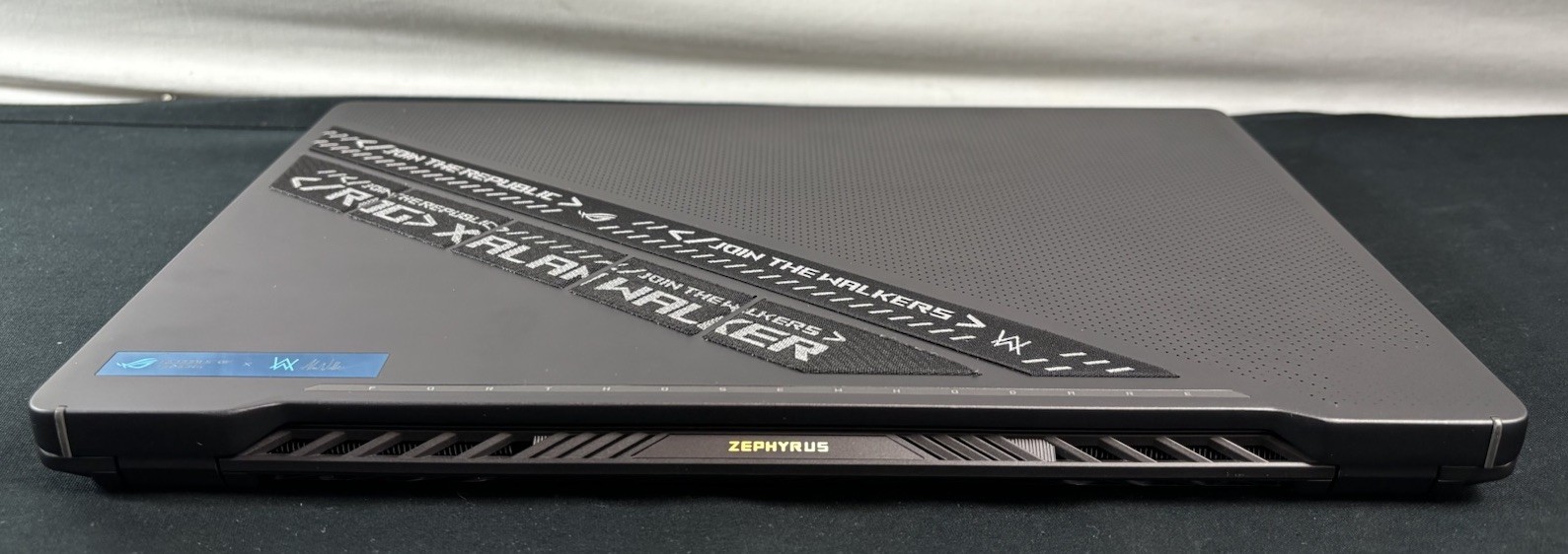 Asus ROG Zephyrus G14 GA401Q Alan Walker Ryzen 9 5900HS 40GB 2TB SSD RTX 3050 Ti
