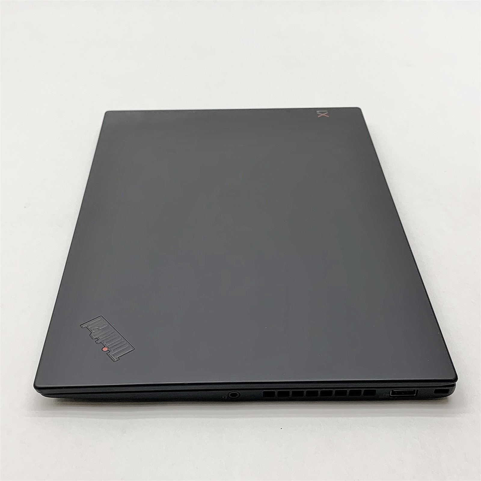 Lenovo ThinkPad X1 Carbon Laptop i7 8550U 1.80GHZ 14″ FHD 8GB 512GB M.2 Win 11