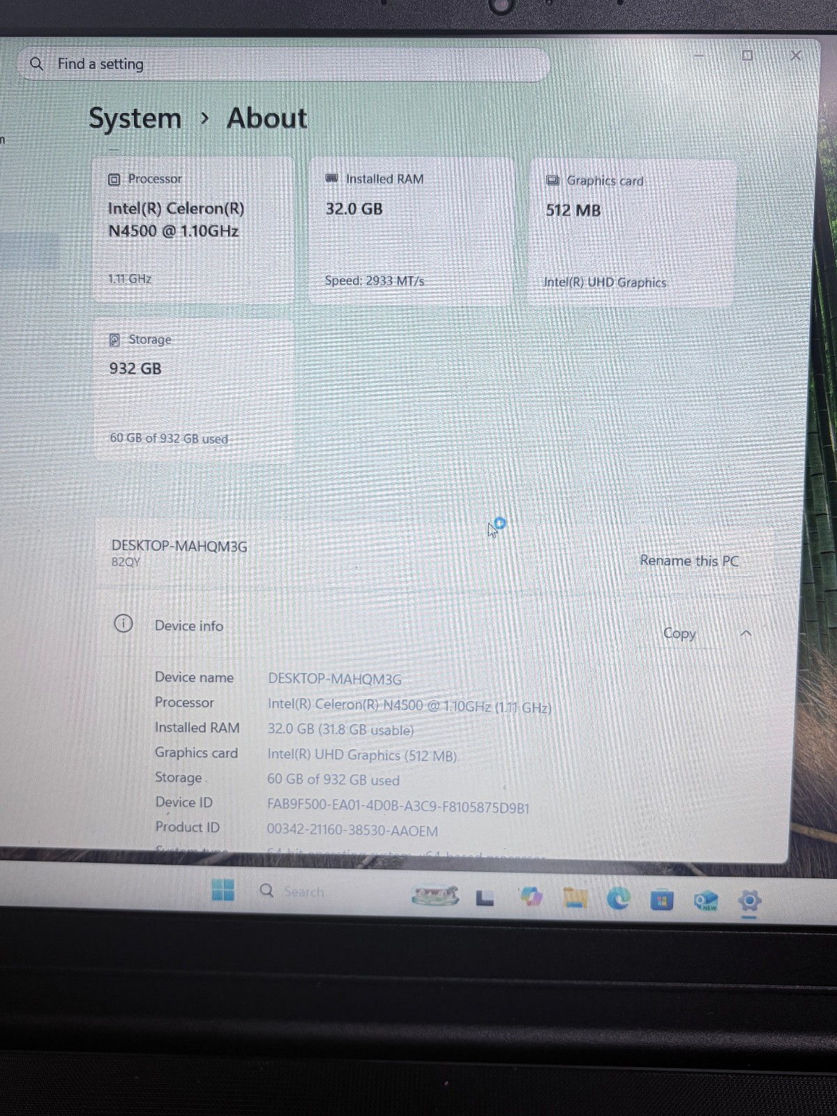 Lenovo V15 G2 IJL Laptop : 32GB RAM; 932 GB harddrive; Win 11 Home