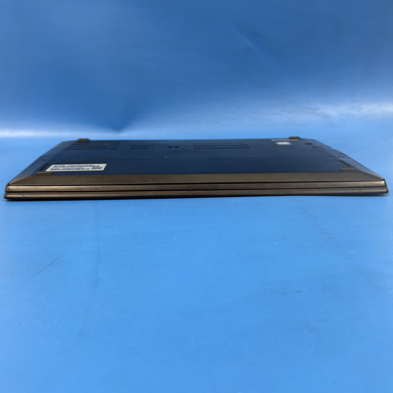 Lenovo ThinkPad T480S i5-8350U 16GB 256GB , with 45W A/C Adapter, with OS