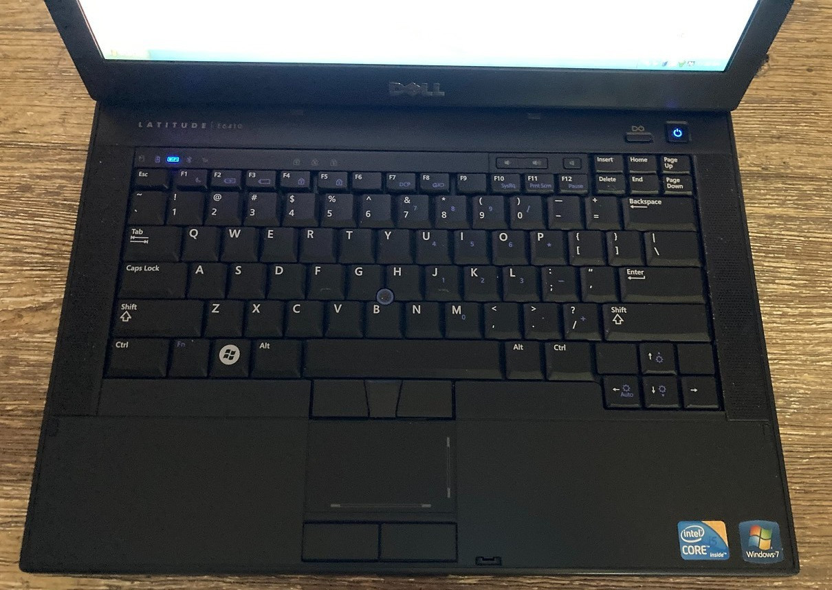 Clean 14.1″ Dell Laptop E6420/30 Windows 7 Pro 64 Bit Intel i5 2.5ghz 4gb 250gb