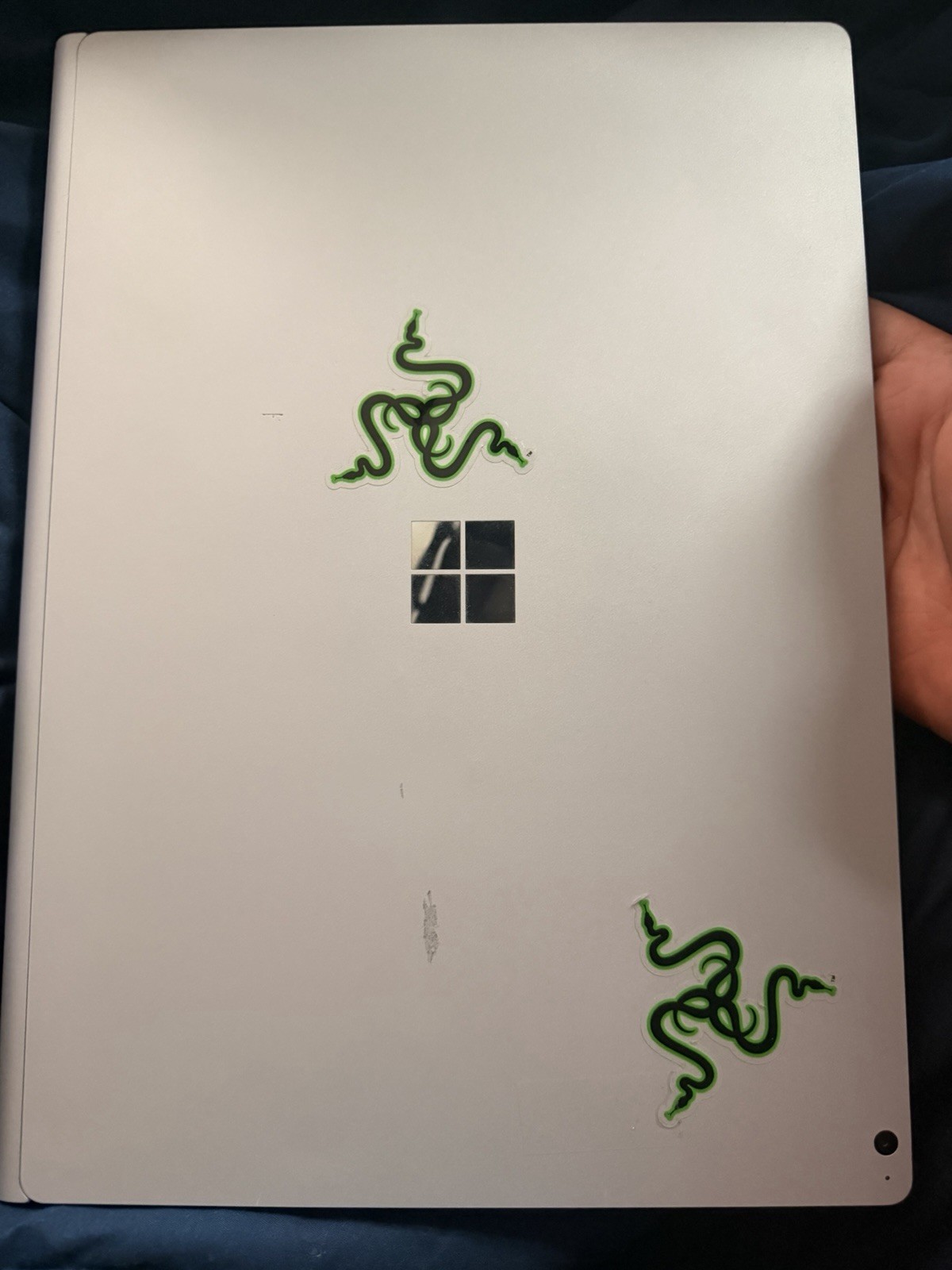 Surface Book 2 15inch 4K GTX 1060 Gpu Issue, No Wifi Cracked Screen LINUX MINT