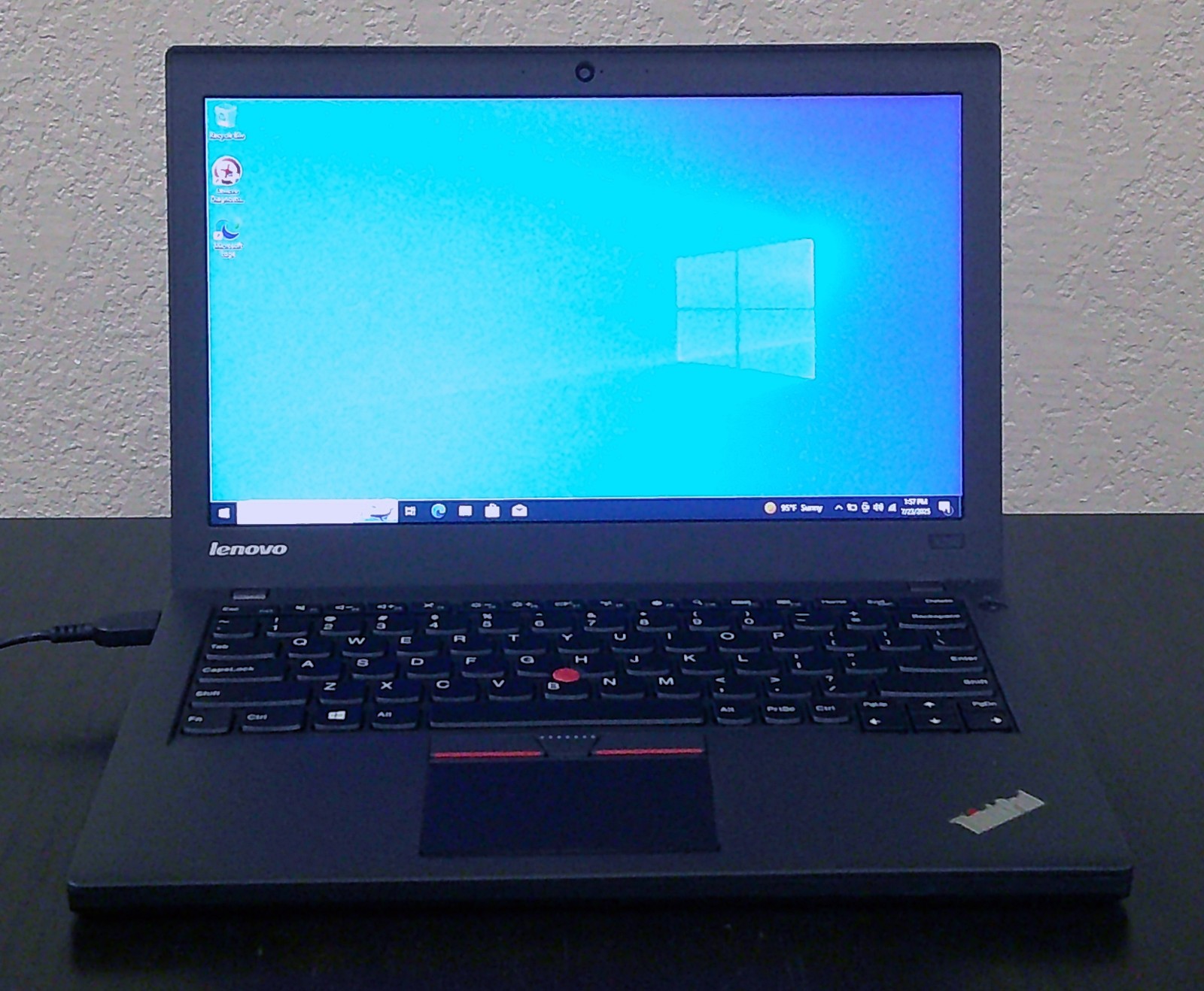 Lenovo ThinkPad X250 i5-5300U 8GB RAM 256GB SSD W10P 12.5” Webcam WiFi BT HD5500
