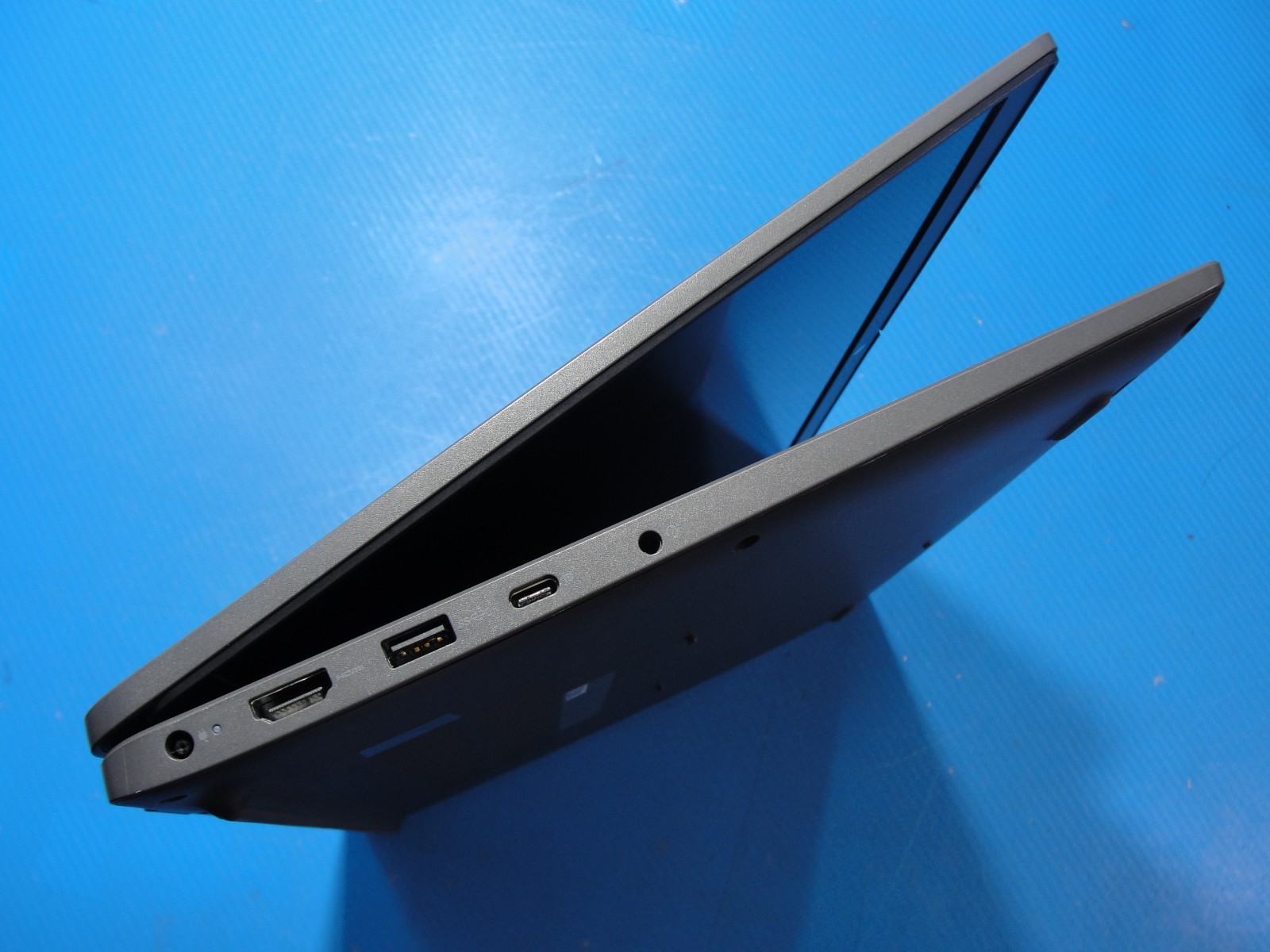Dell Latitude 3540 15.6″ FHD Core i7-1355U 16GB RAM 256GB SSD+ PA/Warranty 06/26