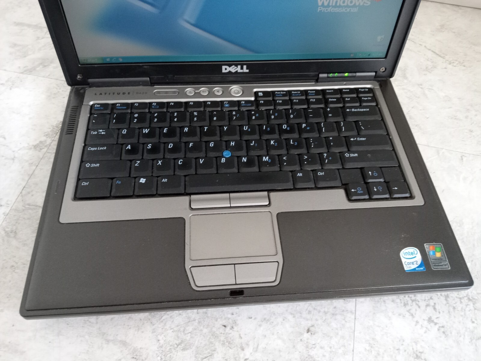Dell D620 14″ Laptop Intel Core 2 Duo 2GB RAM 500GB Windows XP RS232 *READ* -RR