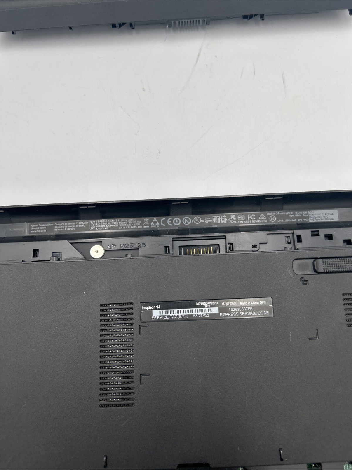 Dell Inspiron 14 Laptop Parts Bad Motherboard No HDD/SSD 14″ screen