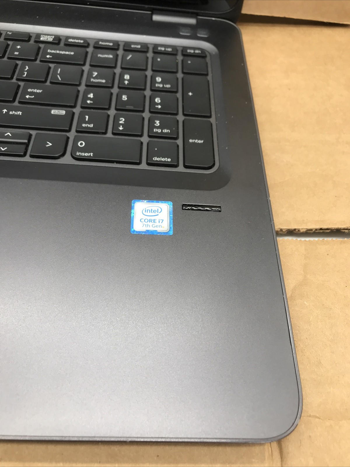 HP ZBook 15u G4 i7-7500U 2/4@ 2.70GHz 16GB RAM 256GB NVMe Touchscreen Win11 Pr