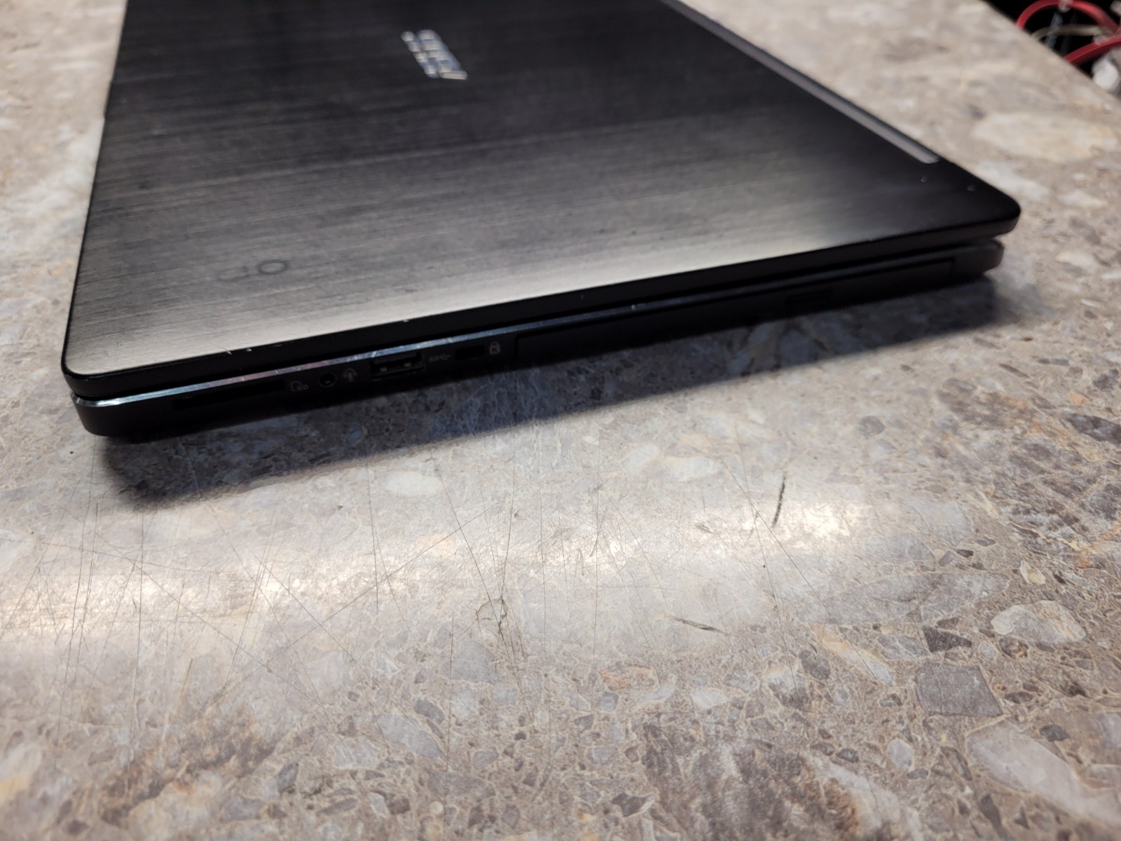 ASUS Q551L Laptop – i7-4510U, 8 GB RAM, NVIDIA 840M Touch WIN11 BAD BATTERY