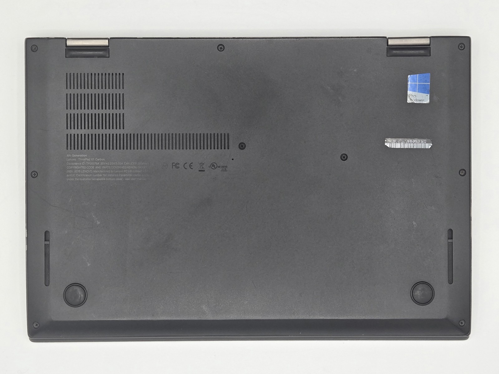 Lenovo ThinkPad X1 Carbon Gen 4 14″ FHD I7-6600U 256GB 16GB W10P Backlit