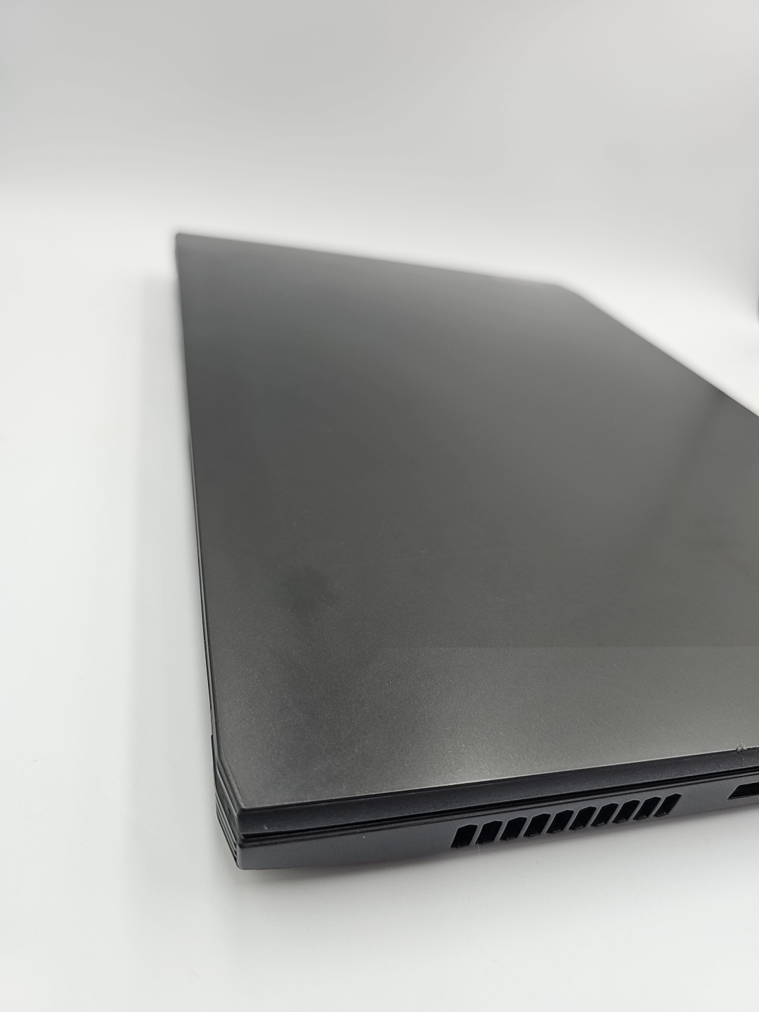 Lenovo Ideapad Gaming 3 (15ACH6) Ryzen 5 5600H 8GB, 256GB SSD, RTX 3050 Ti